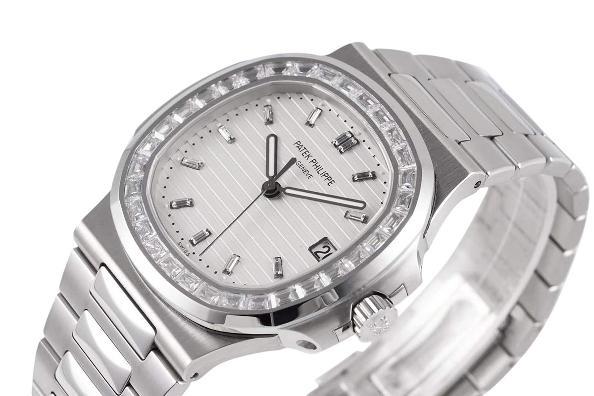 Nautilus Jumbo 5711/1A-011 White Dial with D1am0nd Bezel