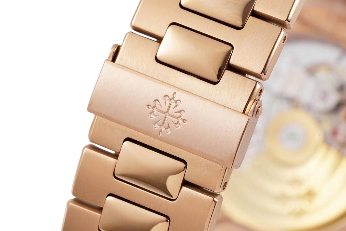 Nautilus Jumbo 5711/1R White Dial with D1am0nd Bezel