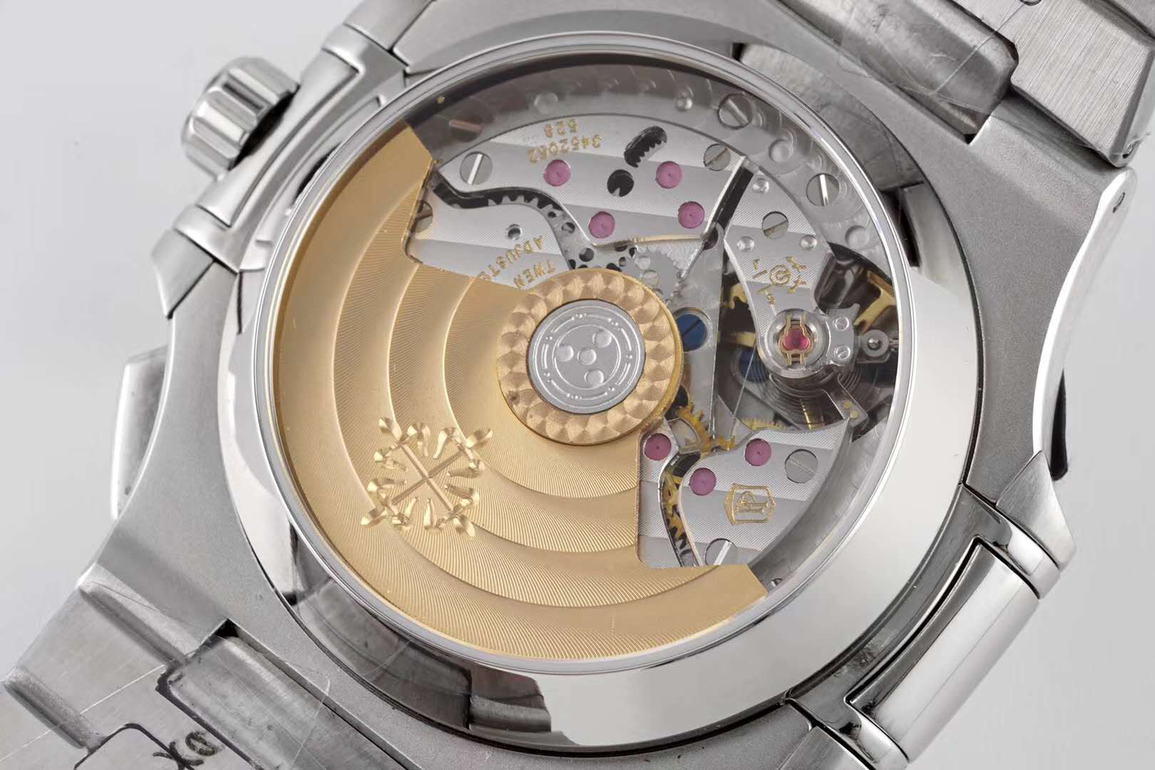 Nautilus 5980/1A-019 White Dial in Steel