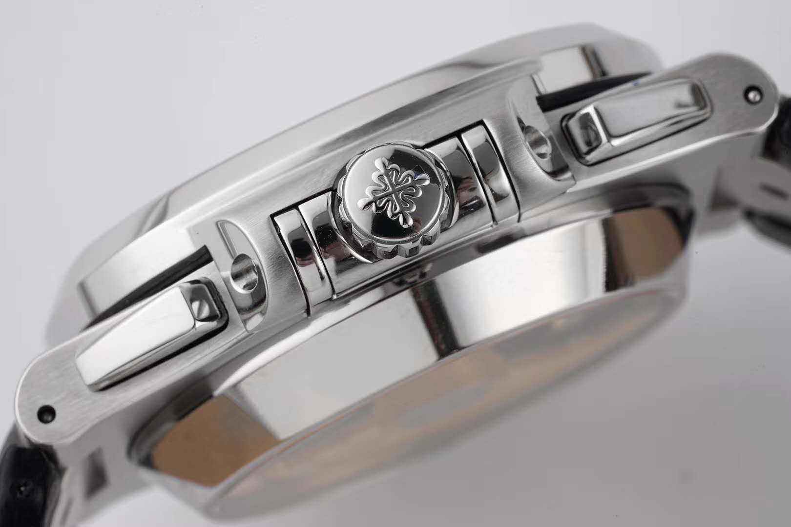 Nautilus 5980/1A-001 Blue Dial in Steel on Leather Strap