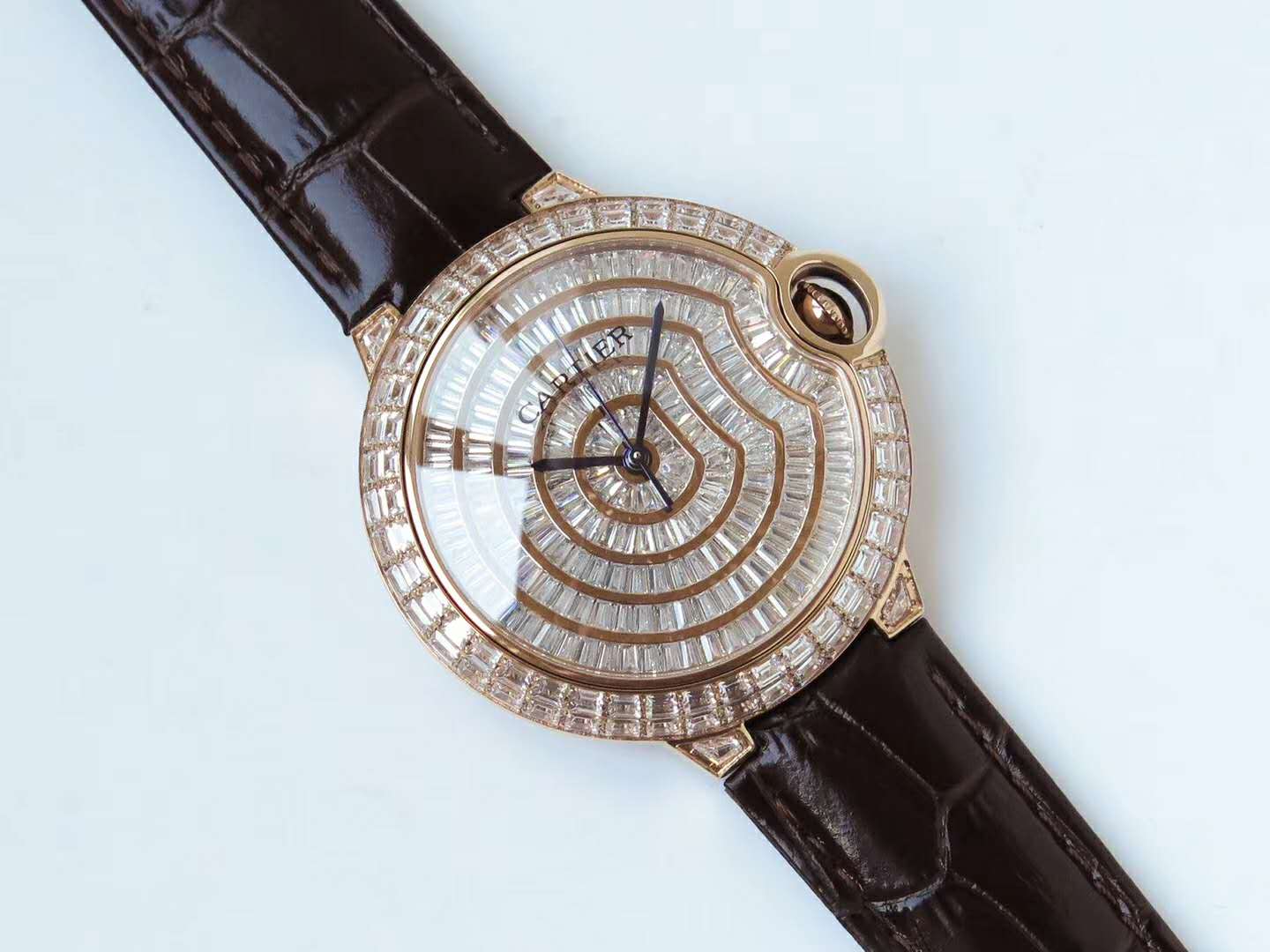 Ballon Bleu de Ca*t1er 42mm D1am0nd Paved Dial in Rose Gold