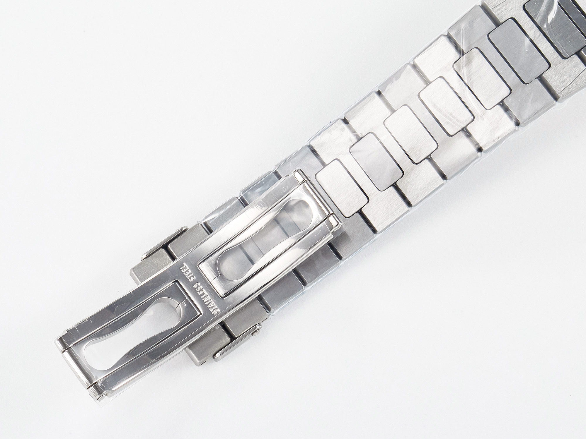 Nautilus 5711 3KF 1:1 Best Edition White Dial on SS Bracelet A324 S*per Clone V2